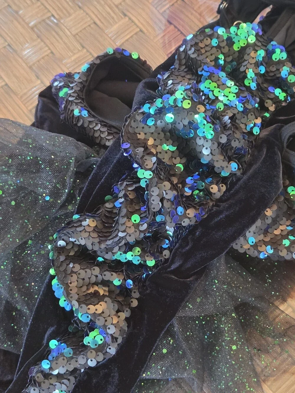 Weissman 8465 A WORLD ALONE Green Sequin Side Bustle Dance Costume Size LC 14